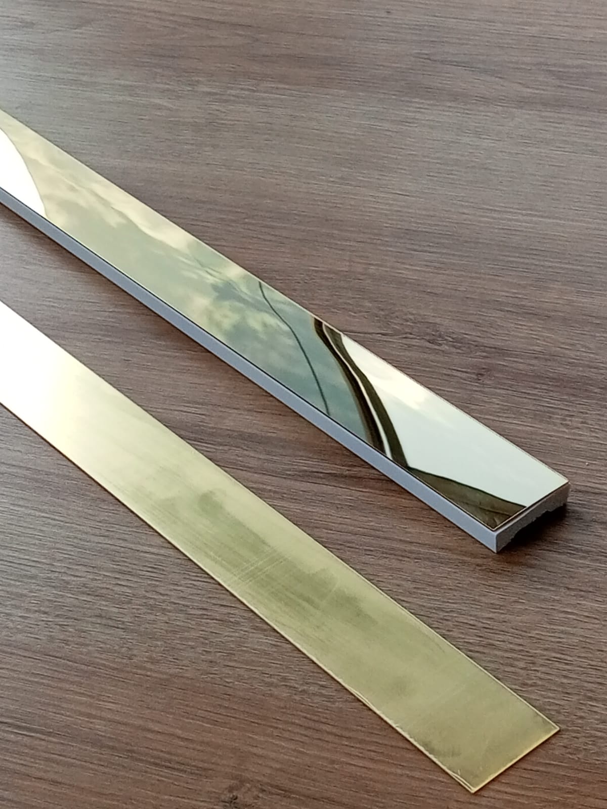 Salon%20-Oturma%20Odası%20-%20Hol-%20Duvar%20Çıta%20Tasarımı%20(GOLD%20Çıta%20Hazır%20Kesim%20Set%20Modül)